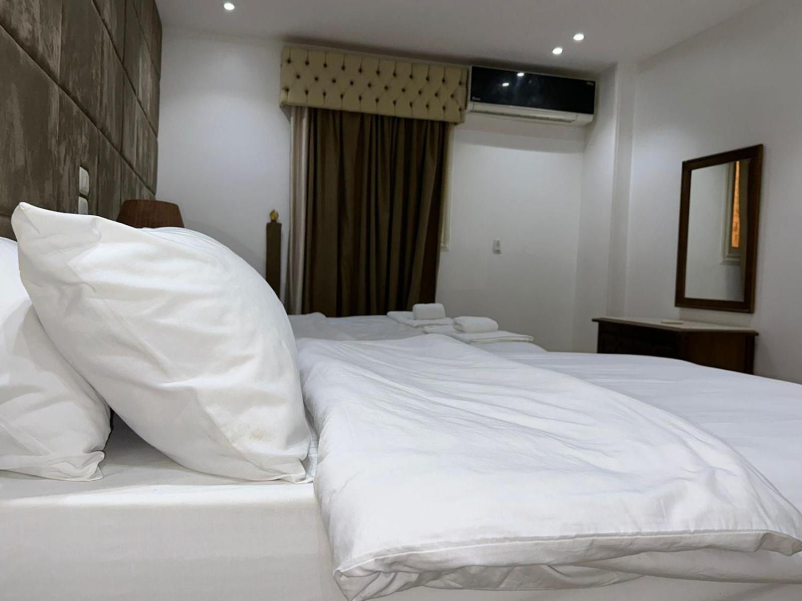 Full Pyramids View Apartment With Balcony For 8 P Kafrat al Jabal Ngoại thất bức ảnh